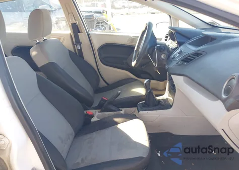 2013 Ford Fiesta S z USA, uszkodzony, nr VIN 3FADP4AJ2DM164774